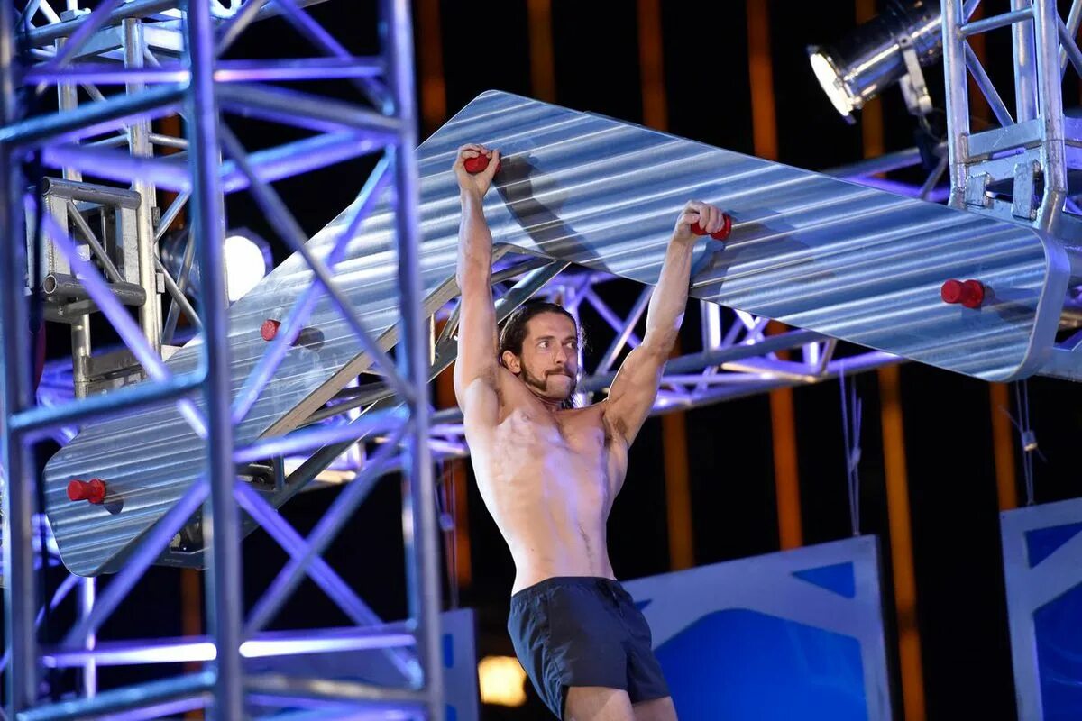 Шоу Ninja Warrior. American Ninja шоу. Победитель шоу русский ниндзя. Русский ниндзя американская