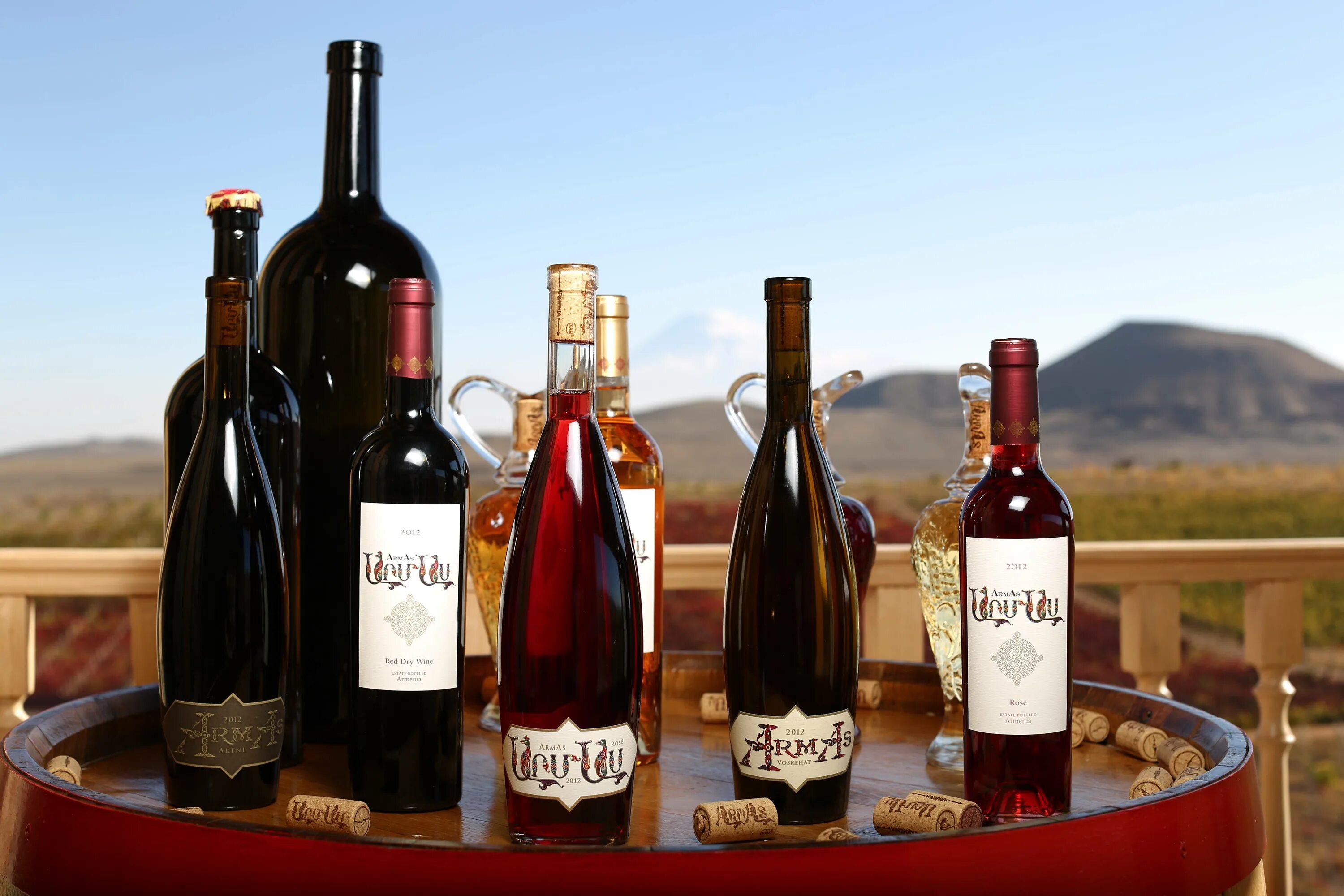 Глинтвейн от кашля. Armas винодельня армения. Костровок для глинтвейна. Ингредиенты для приготовления глинтвейна. Глинтвейн рецепт классический.