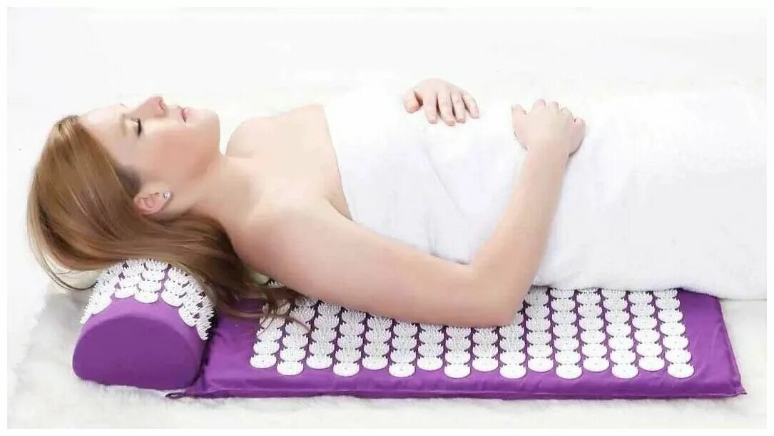 Сколько лежать на коврике. Акупунктурный массажный коврик Acupressure mat. Коврик массажный Кузнецова Acupressure. Акупунктурный массажный набор (коврик и подушка). Аппликатор Кузнецова Озон подушка.