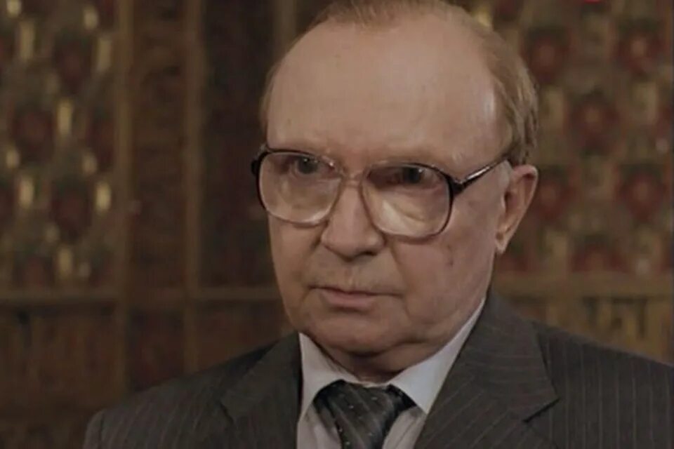 Туман на лугу. Сильный туман. Туман ночью. Очень сильный туман в городе. Рассеянный свет.