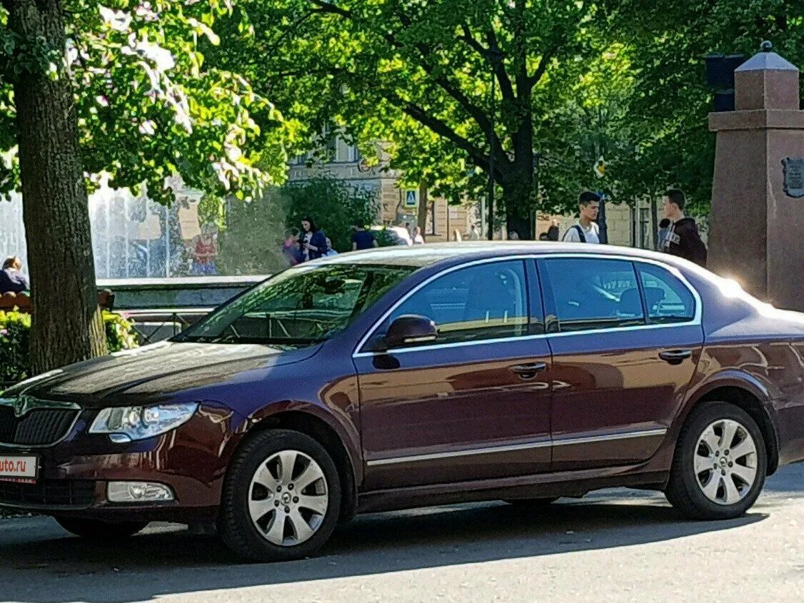 Куплю шкода суперб б у. Skoda Superb 2013. Шкода Суперб 2013. Шкода Суперб 2013 фото. Шкода Суперб 2013 года фото.