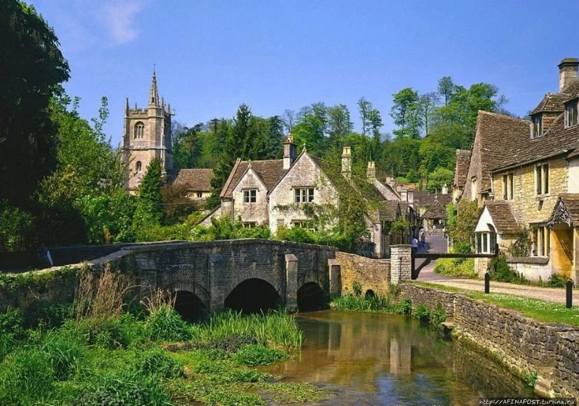 Villages england. Графство Уилтшир Великобритания. Касл комб деревня. Касл комб Англия. Англия деревня кэмбэлфорд.