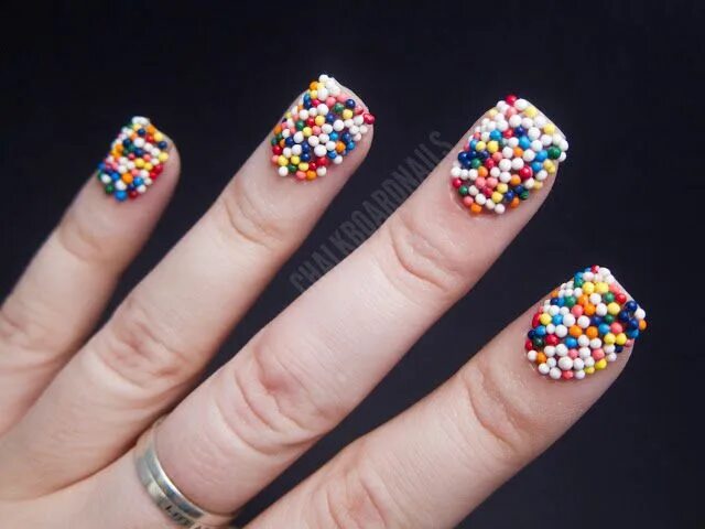 The 9 Coolest Nail Art Trends for Summer 2022 Pretty nails, Checkered nails, Rac