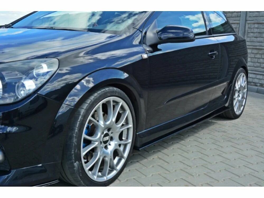 Пороги OPC на Opel Astra. Opel Astra h OPC. Пороги opel astra