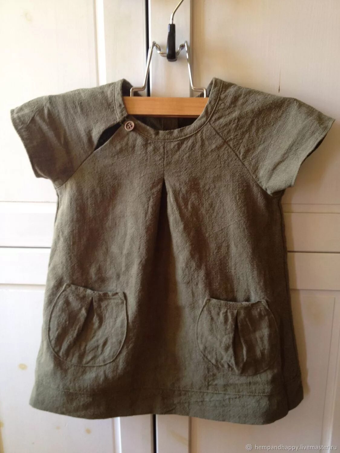 Рубаха из крапивного листа. Одежда из крапивы. платье из крапивы. рубаха из крапивы. одежда из ткани крапивы.