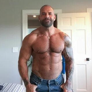 Muscle daddy