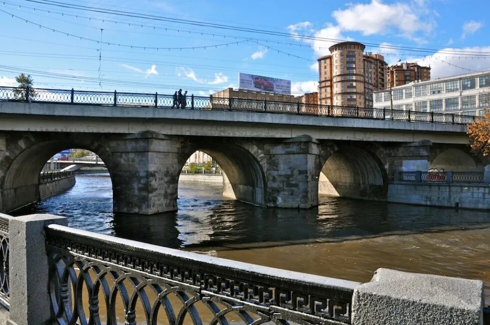 Мало мостовых
