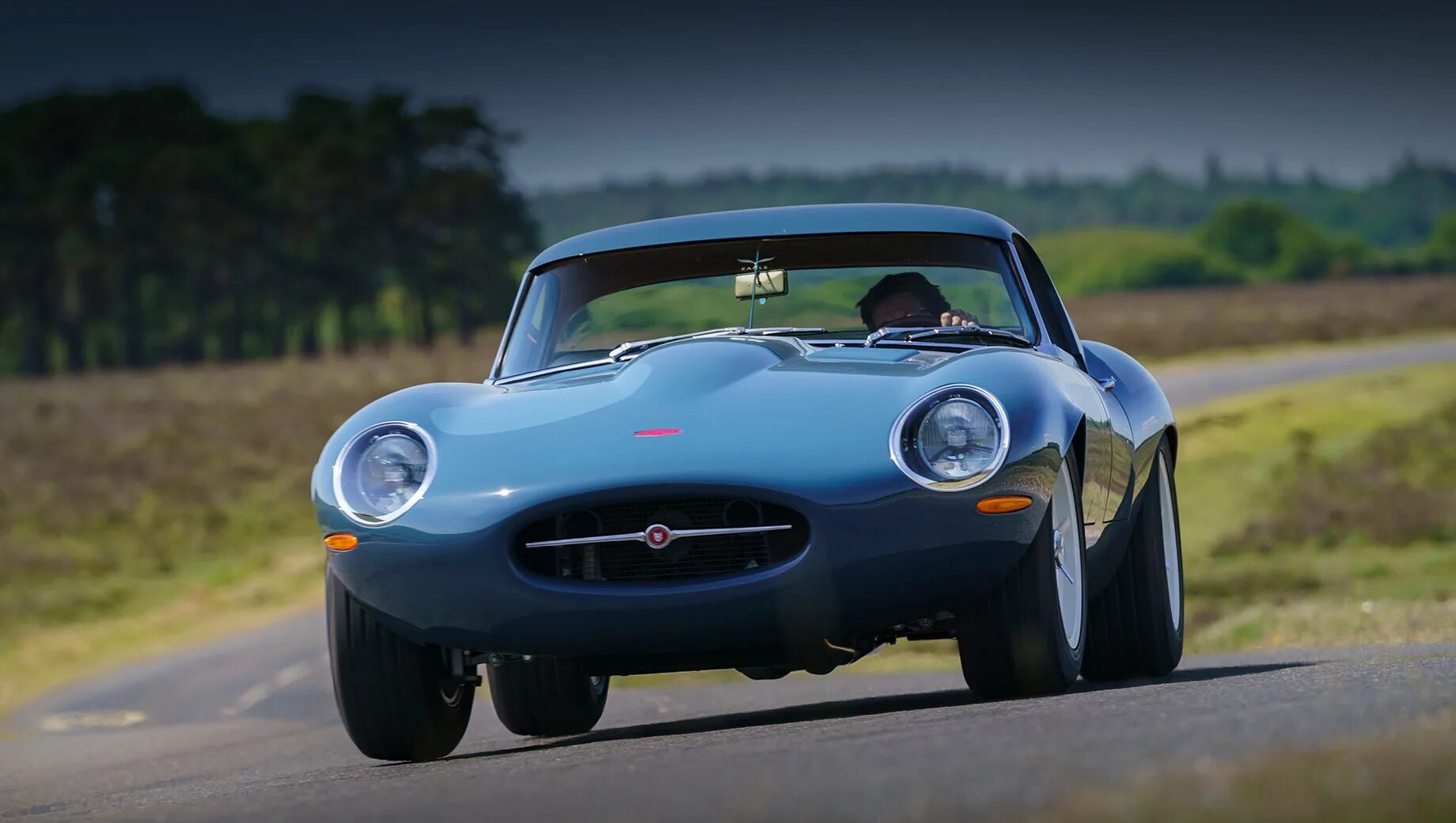 Авто игл. Ягуар e Type 2020. Eagle Lightweight gt. Jaguar e-Type gt. Eagle Jaguar e-Type.