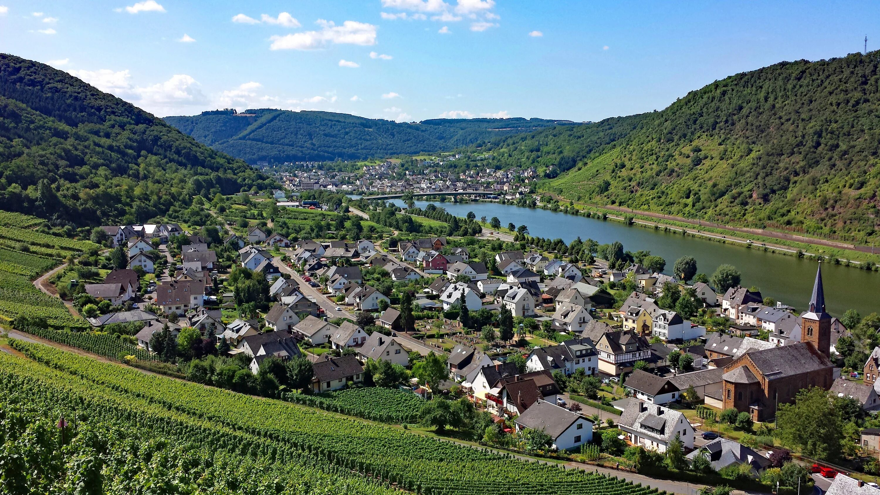 15 Small Towns In Germany Worth Visiting Cochem, Castles to visit, Wow travel