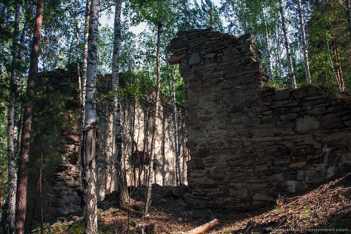 французский замок миасс. наилы французская горка. французский замок миасс. французская горка миасс. французская горка миасс.