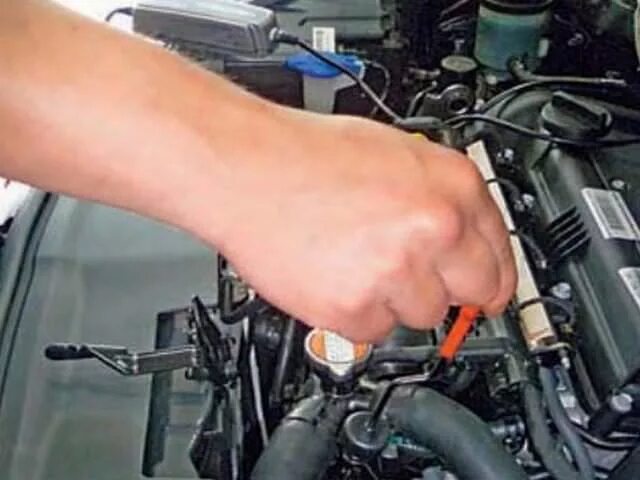 Замена масляного фильтра Хендай Солярис и Киа РИО 3 Auto-Components.Ru