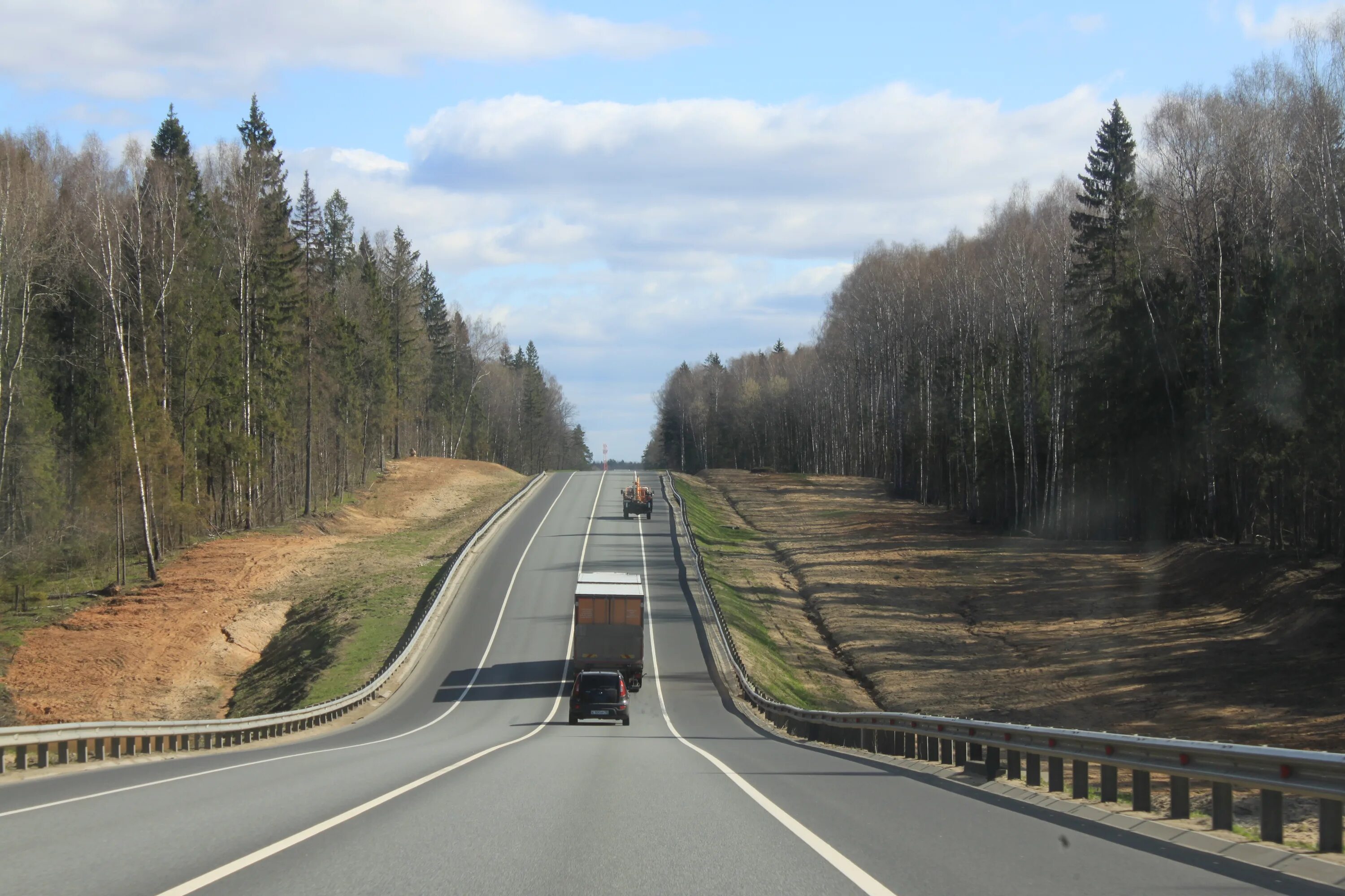 Трасса м5 отзывы. Трасса м10 Крестцы. Трасса м8 Ростов Великий. Дорога в Твери красивая. Ростов Великий дороги.