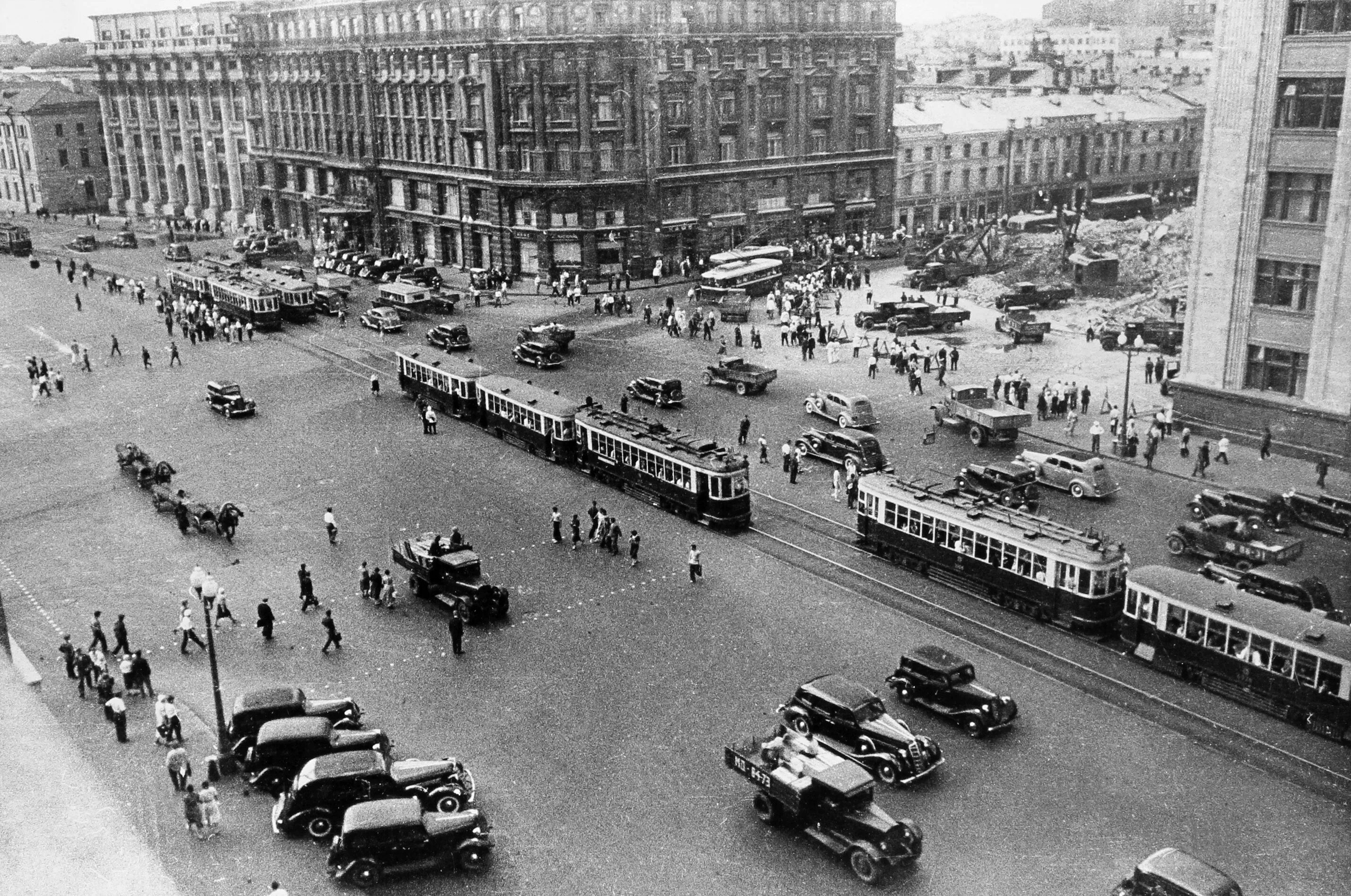 Москва улица горького 1939 год. Москва 1939 год. Москва 1939 фото. Москва 1939 год. Москва 1939.