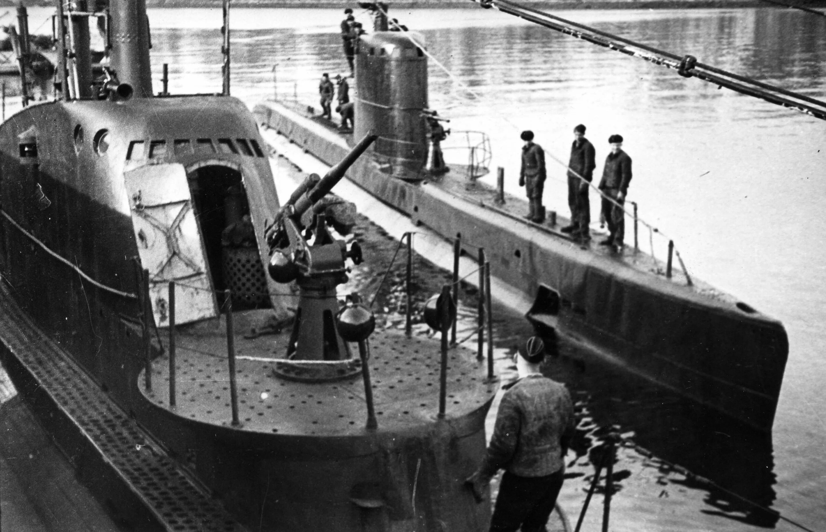 Тип м 19 10. Подводная лодка Северного флота «щ-421». Подводная лодка Малютка 1941-1945. Подводная лодка Малютка м96. Щ-422 подводная лодка Северного флота.