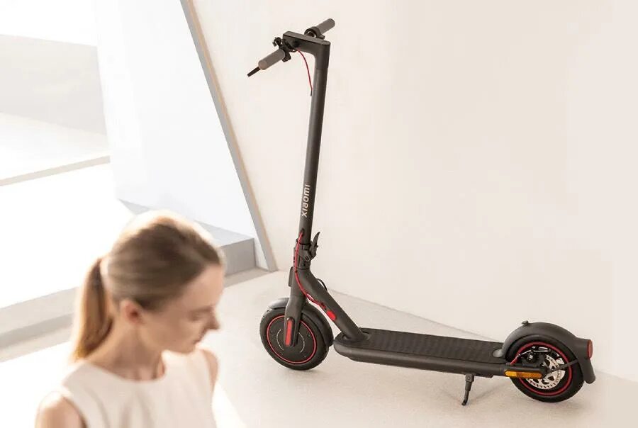 Электросамокат xiaomi l2. Inokim 60v 21a. Самокат доставка. Xiaomi mi scooter pro. Mi electric scooter 4 pro.