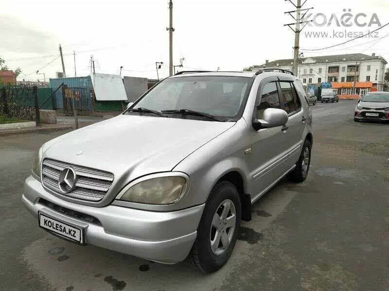 Ml 320 2000 год. Мерседес мл 320 2000. Мерседес ml 320 2000 год. Mercedes Benz ml 2000. Мл 2000 год