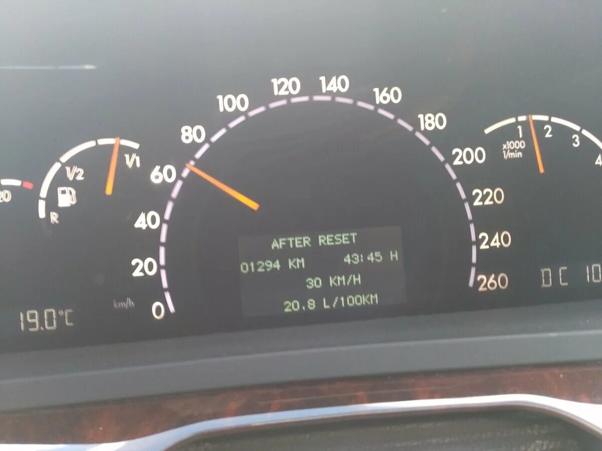 Реальный расход в городе. Mercedes benz w220 расход топлива. s500 220 расход топлива. расход топлива w220 amg 5.5. расход топлива мерседес s500.