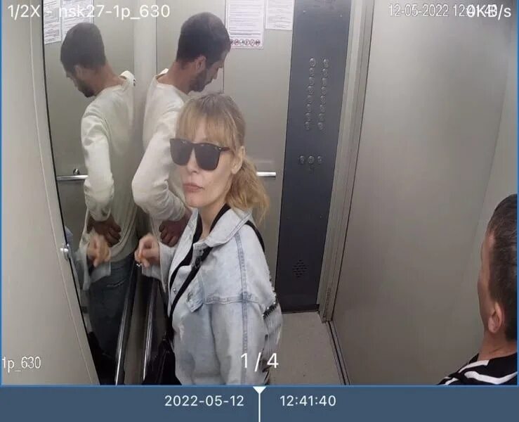 В кирове похитили девушку у подъезда. Девушки похитили мальчика.