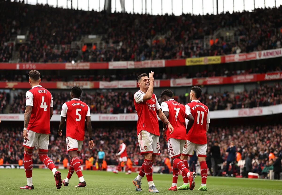 Когда начнется футбол 2025. Arsenal 2025. арсенал матчи. арсенал лидс. арсенал прямая трансляция.