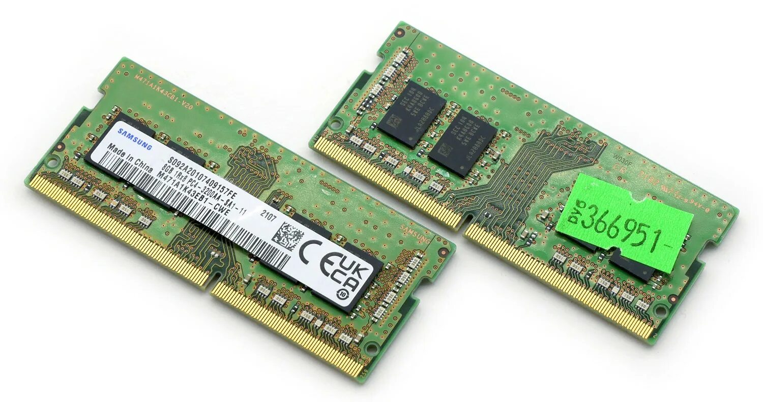 Оперативная память 3200mhz для ноутбука. So DIMM ddr4. Ddr4-3200 so-DIMM. Оперативка ddr4 so DIMM. DDR so DIMM Samsung Black.