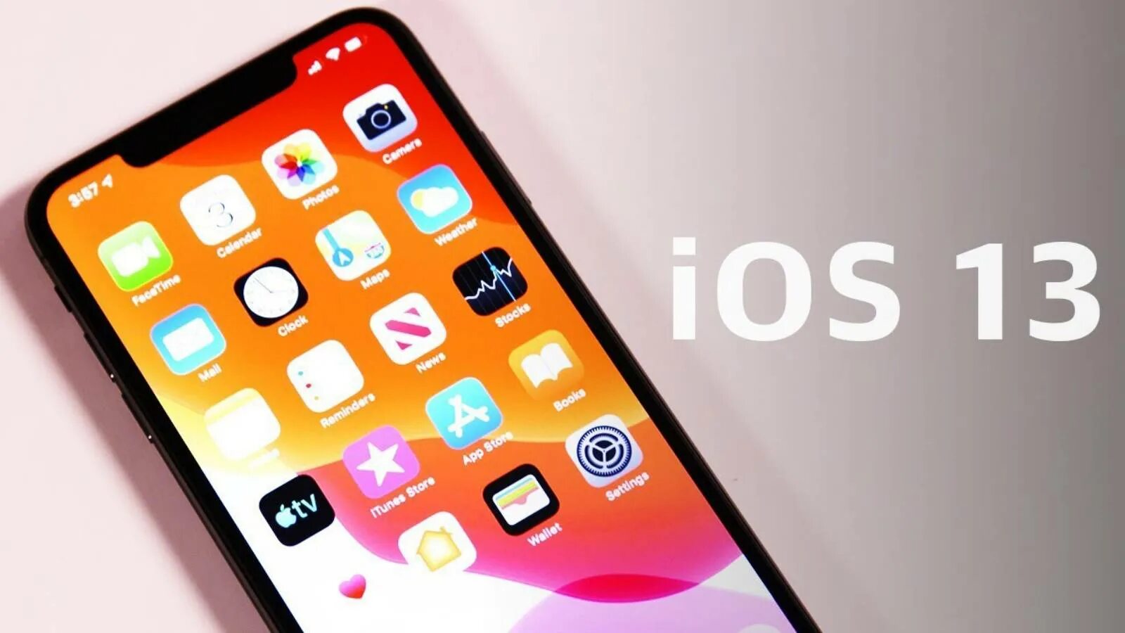 Обновление iphone xr. Iphone IOS 13. IOS 13.1 Pro фото. Айфоновские обои 13 с что бы приложения поменялись. IOS отзыв.