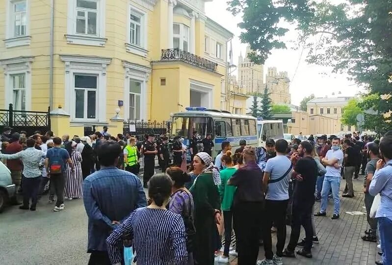 Посольство Таджикистана в Москве. Консул Таджикистана в Москве. Посольства Таджикистана 2024. Посольство Таджикистана в Москве номер телефона. Посольство таджикистана какое метро