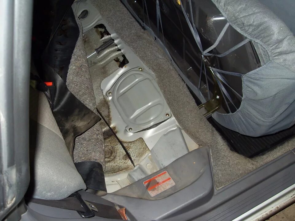 Топливный фильтр - Subaru Legacy (BE/BH/BT), 2 л, 2001 года своими руками DRIVE2