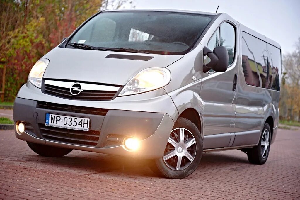 Opel vivaro купить. Opel Vivaro 2. Opel Vivaro 1. Опель Виваро 2002 1.9. Opel Vivaro Vivaro 2008.