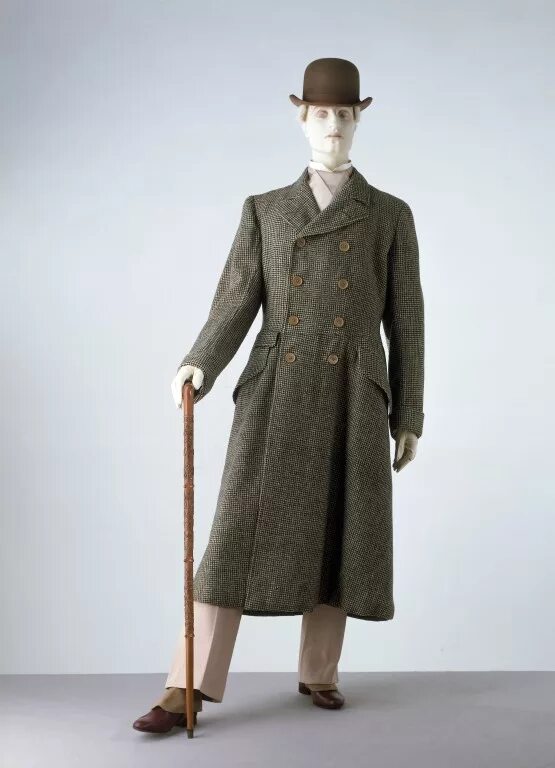 мода начала 20 века. томас берберри плащ. история настоящего пальто. пальто женское 20е 19 века. тренчкот берберри мужской первая мировая.
