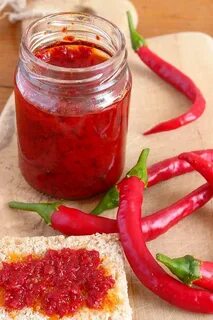 Закуска из красного острого перца