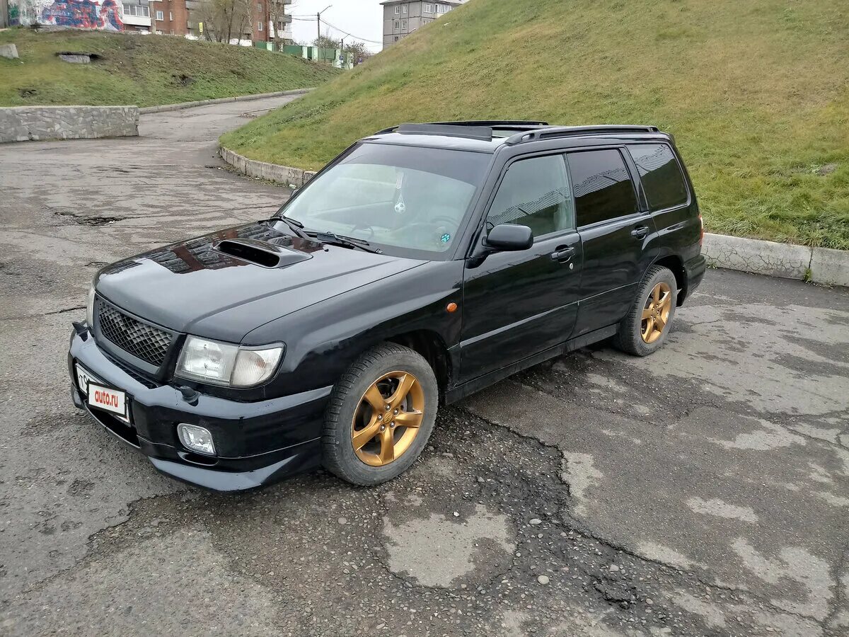 Subaru Forester 1. Субару Форестер универсал 2002. Субару Форестер 5 е поколение. Универсал Субару черный.