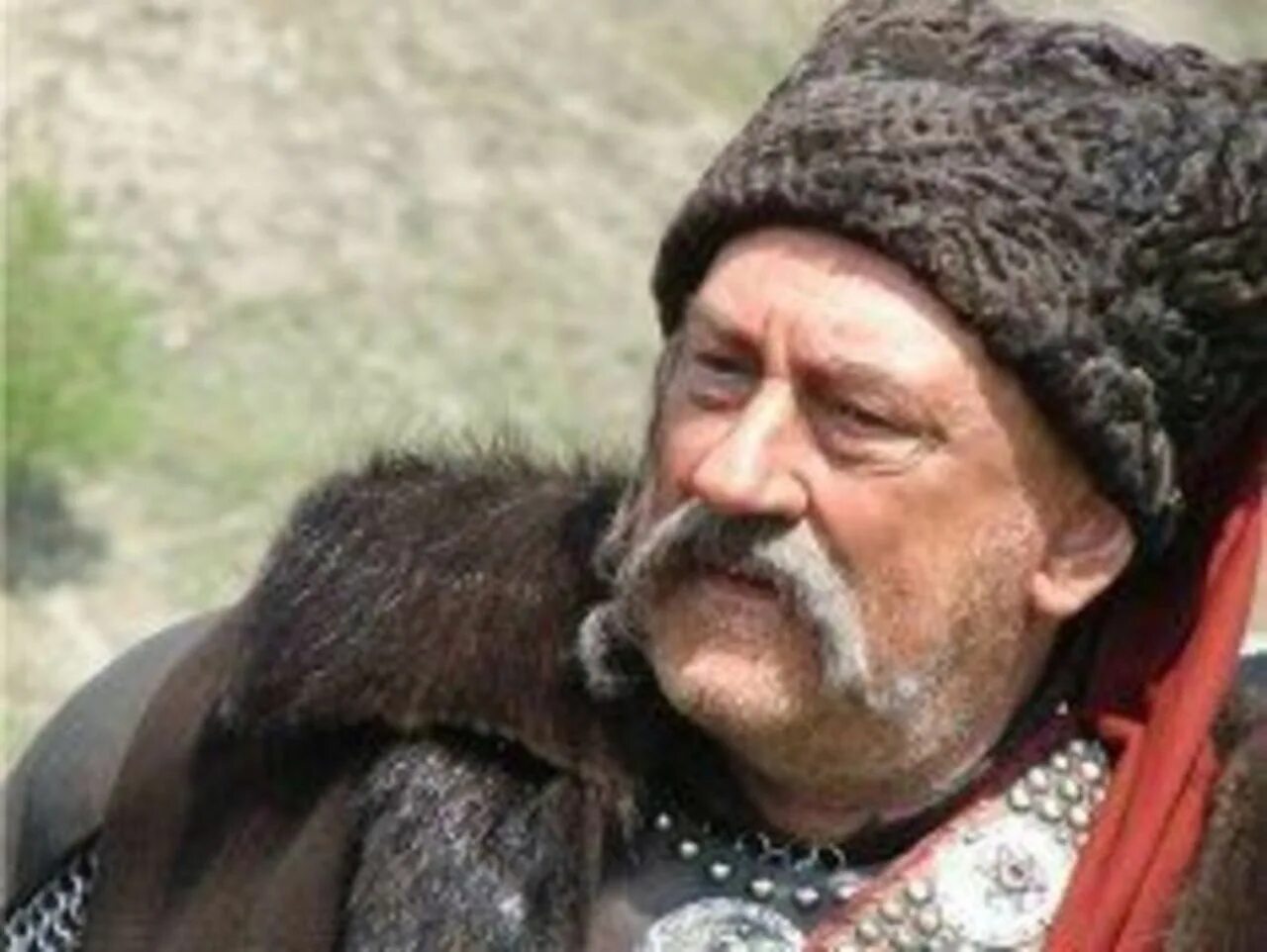 Бульба человек. Богдан ступка тарас бульба. богдан ступка в фильме тарас бульба. владимир бортко тарас бульба. богдан ступка в роли тараса бульбы.