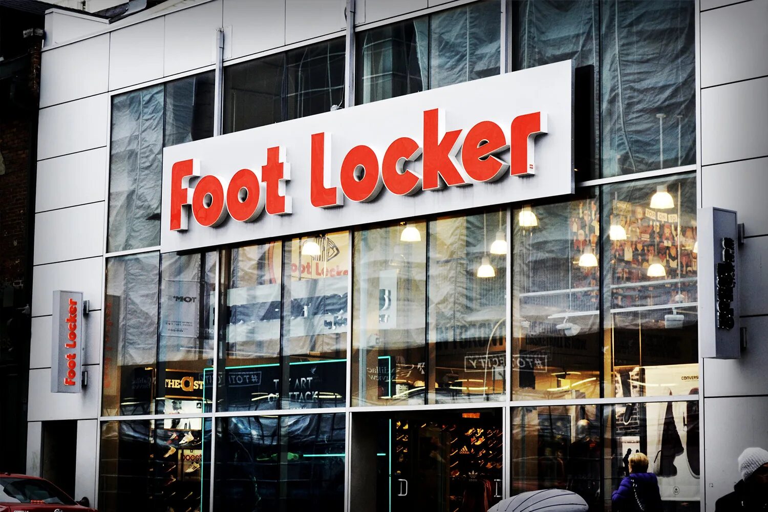 Lock store. Footlocker. футлокер германия. foot locker inc. footlocker акции.
