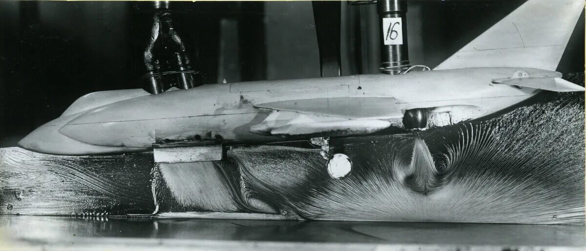 Маневренность самолета. Испытания як. Аэродром смоленск "як-40" 10. Прочностные испытания в цаги. Испытания як-152 цаги.