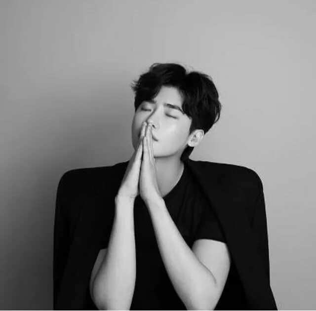 Ли чон ен хайдер амил. Лин цон сок. Ли чон ен хайдер амил. Корейский актер ли чон сок. Ли чон сок.