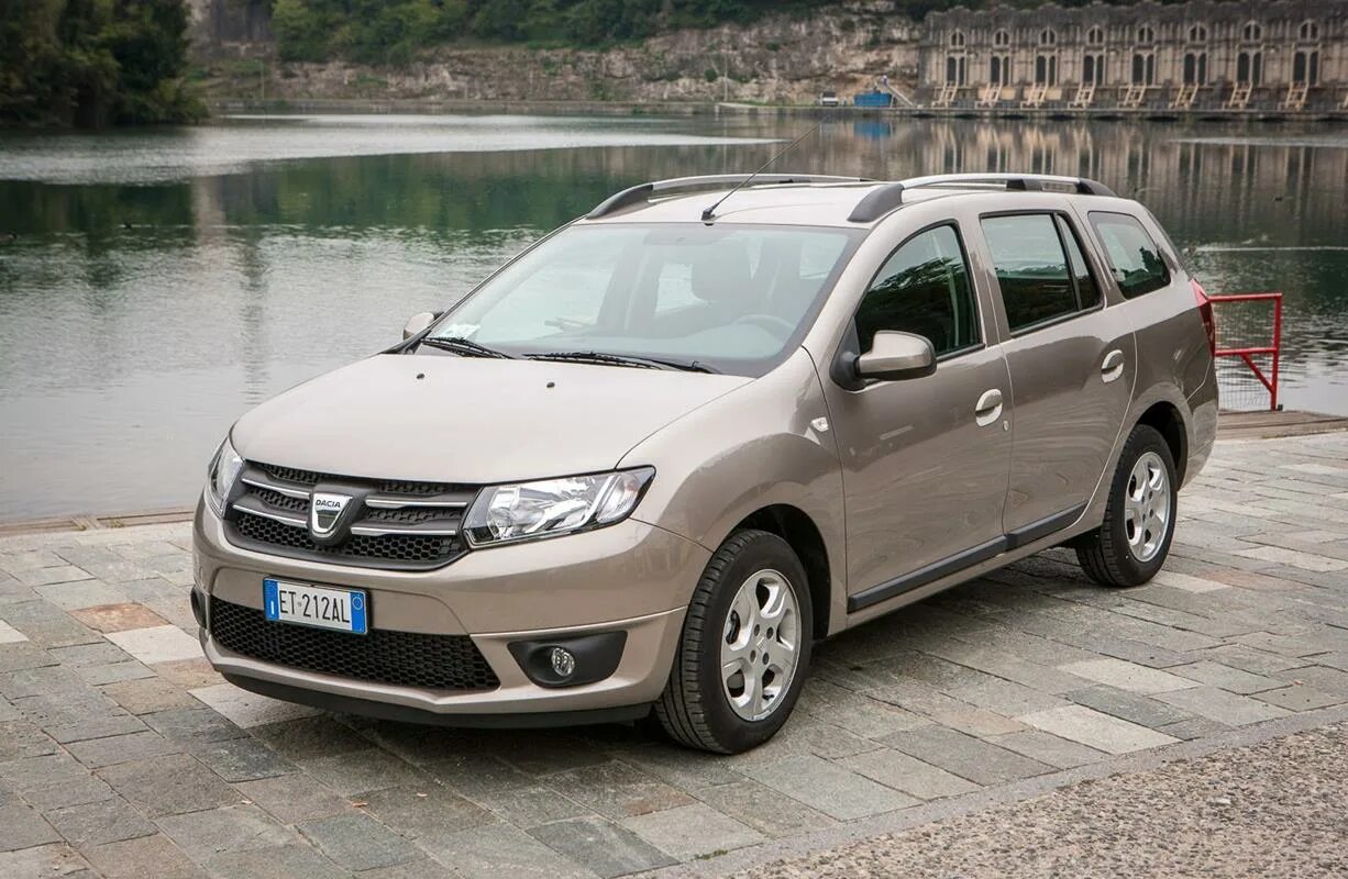 Dacia логан mcv и лада ларгус. Dacia-renault logan mcv (универсал). Рено ларгус 2. Рено ларгус 2. Рено ларгус 2.