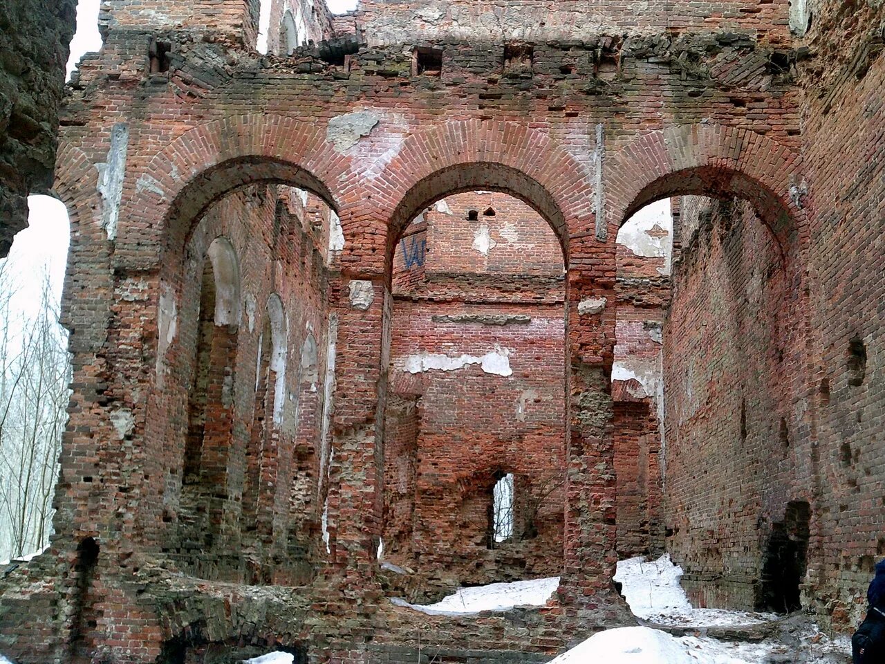 Церковь святой троицы гостилицы. Церковь святой троицы гостилицы. Погода в гостилицах на 10. Усадьба разумовского гостилицы. Деревня гостилицы ленинградская область.