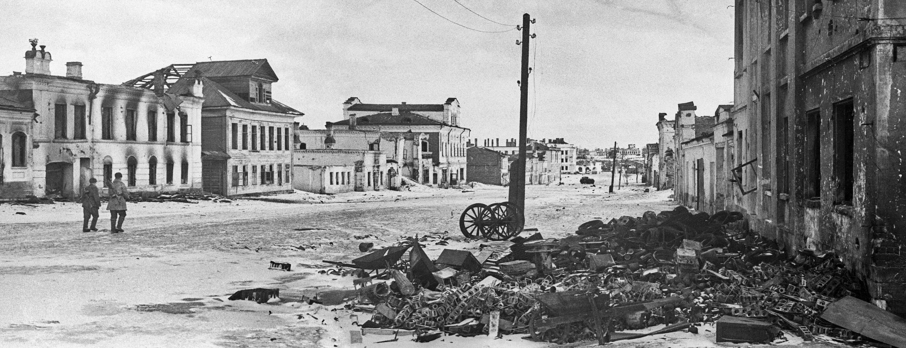 После освобождения города. Ржев после освобождения 1943. Ржев 1941 оккупация. Город Ржев 1941.