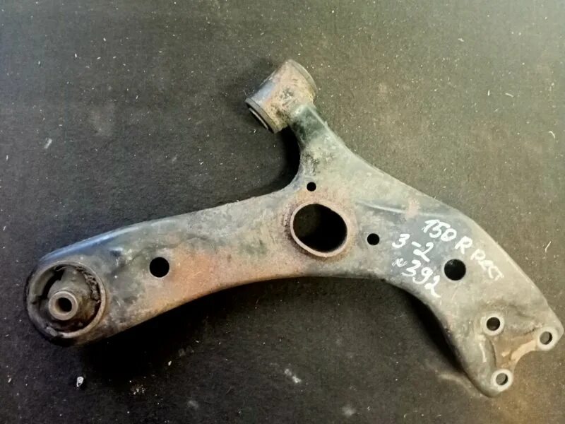 Рычаг тойота королла е150. Рычаг тойота королла е150. Рычаг тойота королла 150 передний правый. Рычаг тойота королла е150. Рычаг тойота королла 150 передний правый.