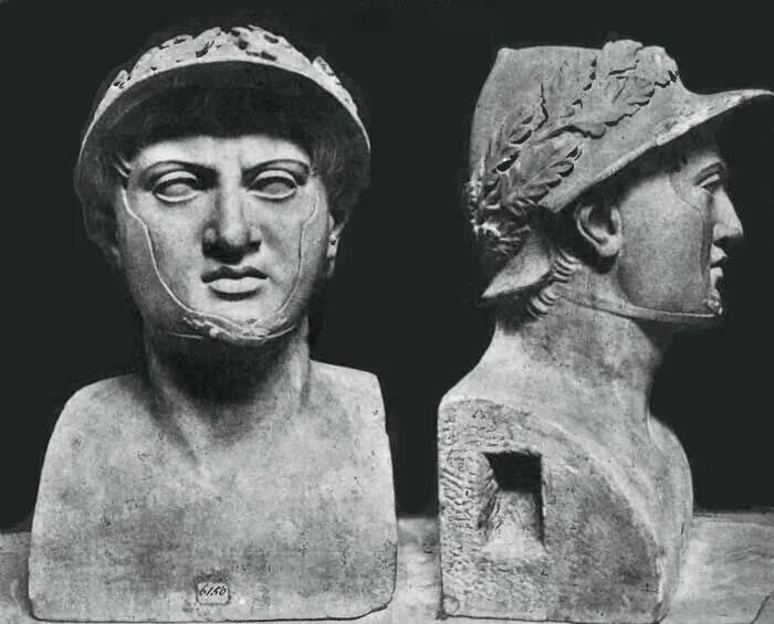 Пирр греческий царь. Царь пирр могила. Пирр греческий царь. Царь эпира букв сканворд. Пирр полководец.