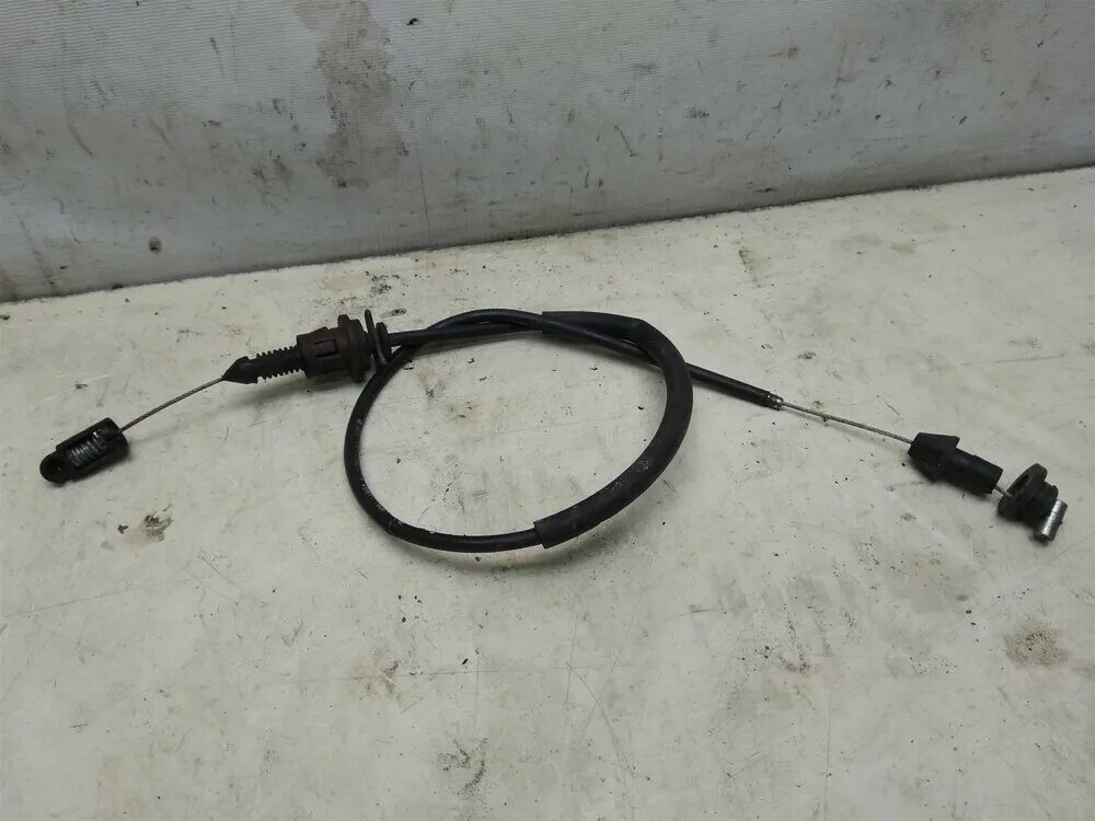 6 8. 4 8 клапанов. Трос газа рено логан 1. Трос газа логан 1. 6 8.