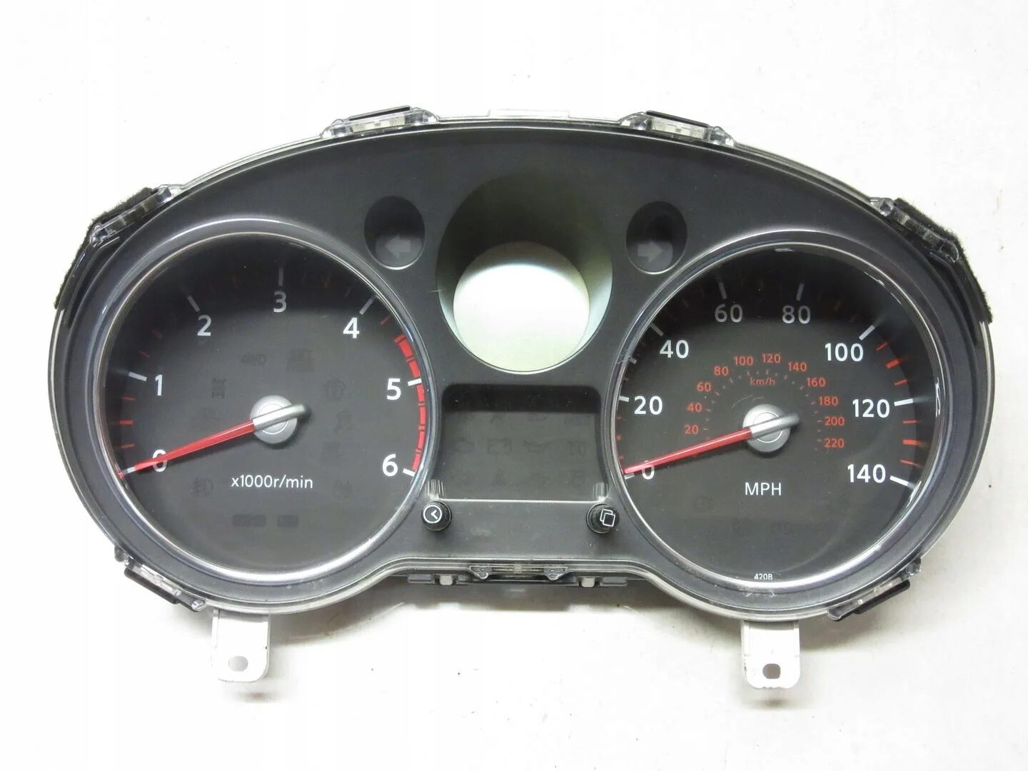 Приборная панель x trail. Панель приборов х трейл т31. X trail t30 щиток приборов. X trail t32 панель приборов. Ниссан x-trail t32 приборная панель.