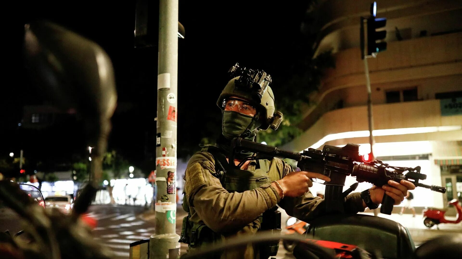 Террор израиля. Израильские силовики плиция. Террористы хамас. Полиция израиля тель авив. Перестрелки на улицах война.