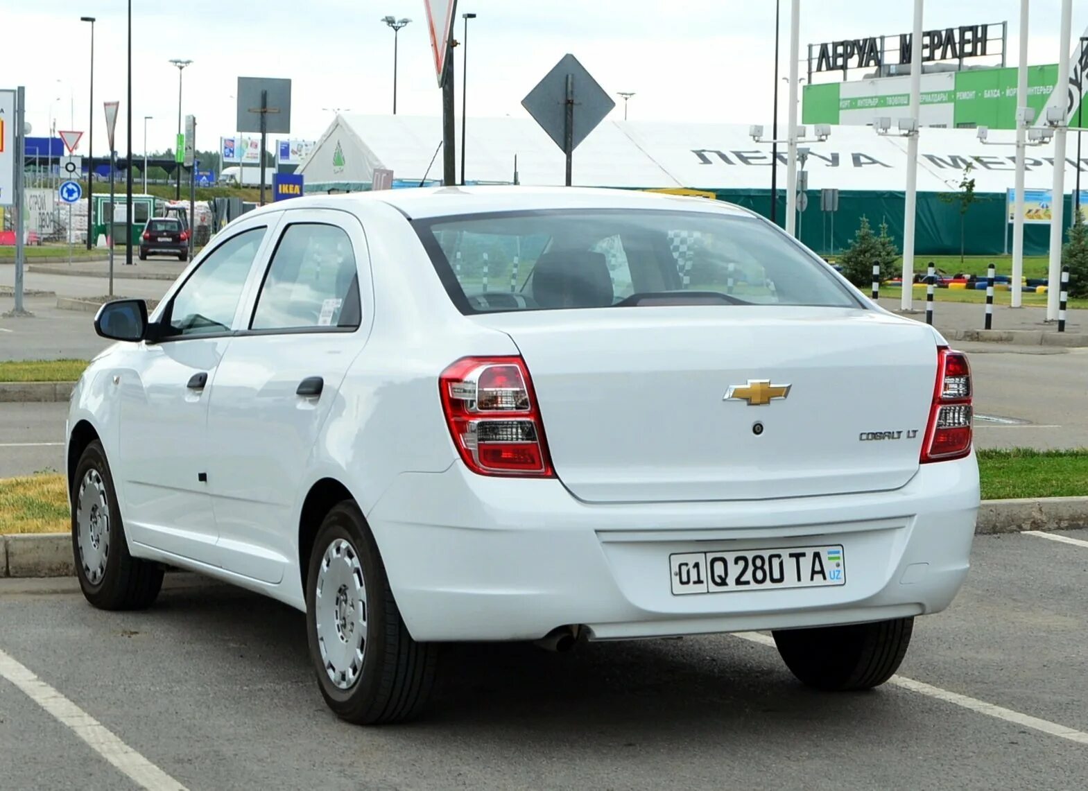 Uzbek avto. Шевроле Джентра и кобальт. Chevrolet Cobalt 2 pozitsiya. Уз Дэу Шевроле кобальт. Chevrolet Cobalt 1 поколение.