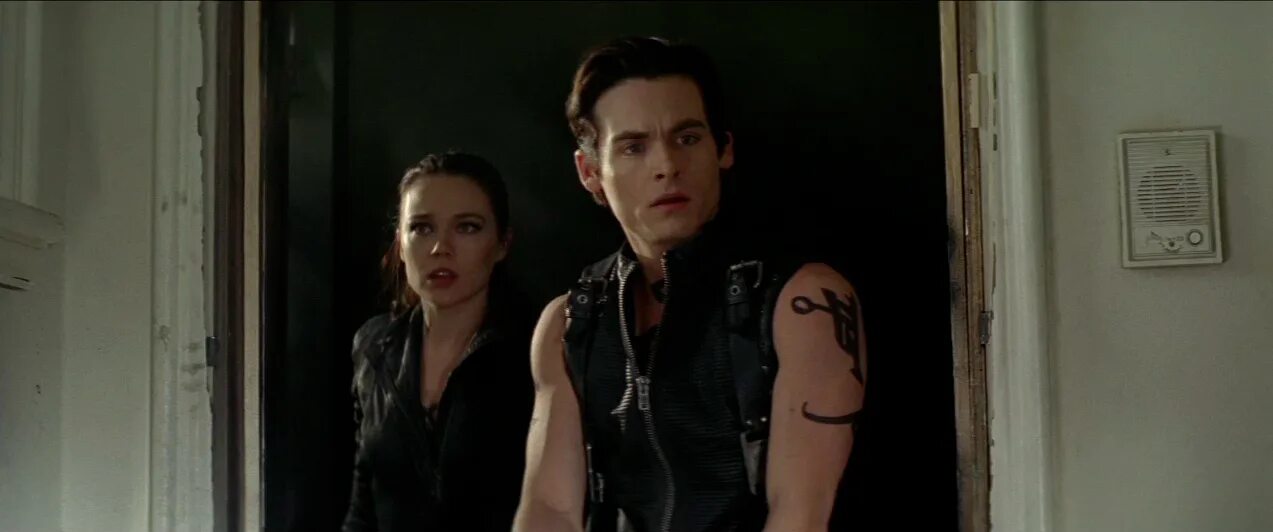 The mortal instruments city of bones