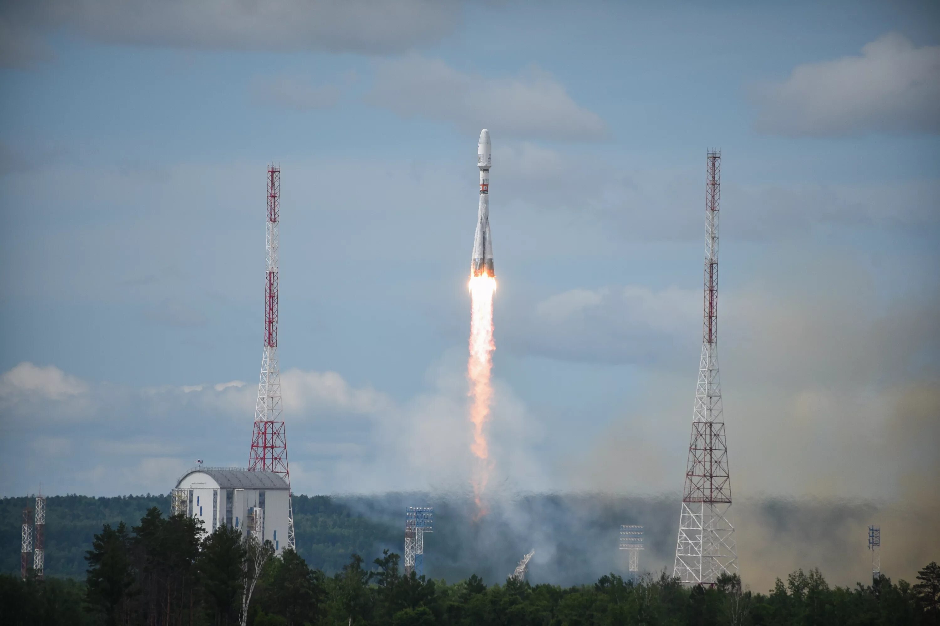 Год запуска первого космического спутника. Ракетоноситель Союз 2.1.б Фрегат Байконур Метеор. Ракета-носитель Союз-2.1б. Союз 2.1б Фрегат. Космодром Плесецк Союз 2.