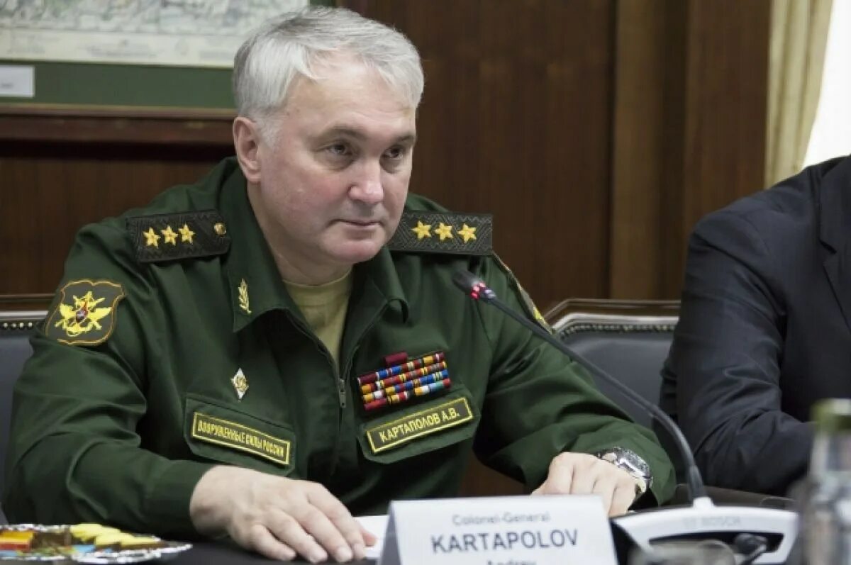 Генерал лейтенант астапов вмф. Бердников роман борисович командующий зво. Журавлев александр командующий зво. Начальник зсжд александр грицай. Бердников роман борисович генерал лейтенант.