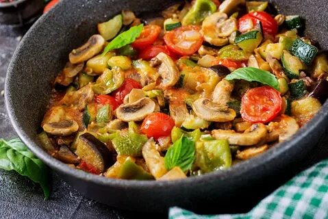 Тушеные овощи в духовке вкусно