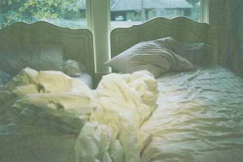 Look he is too tired to continue. Too tired. Asleep Awake разница. Asleep Awake антонимы. Too tired ВК.