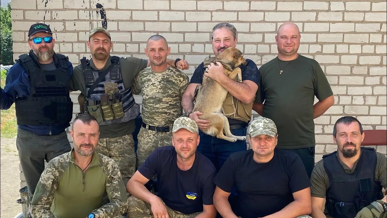Ичкерийцы это. Добровольцы из Чечни. Чеченские военные. Ичкериец фото.